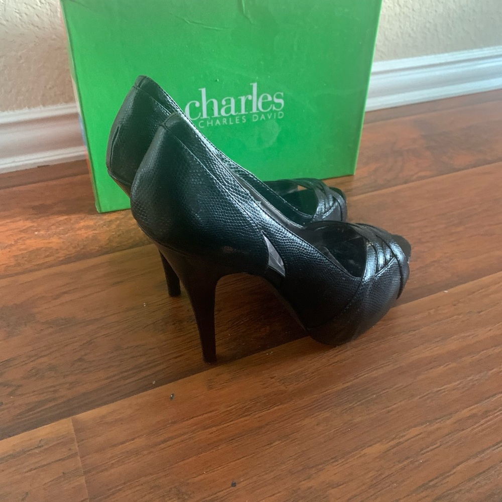 Black Charles by Charles David - Picture 2 of 3